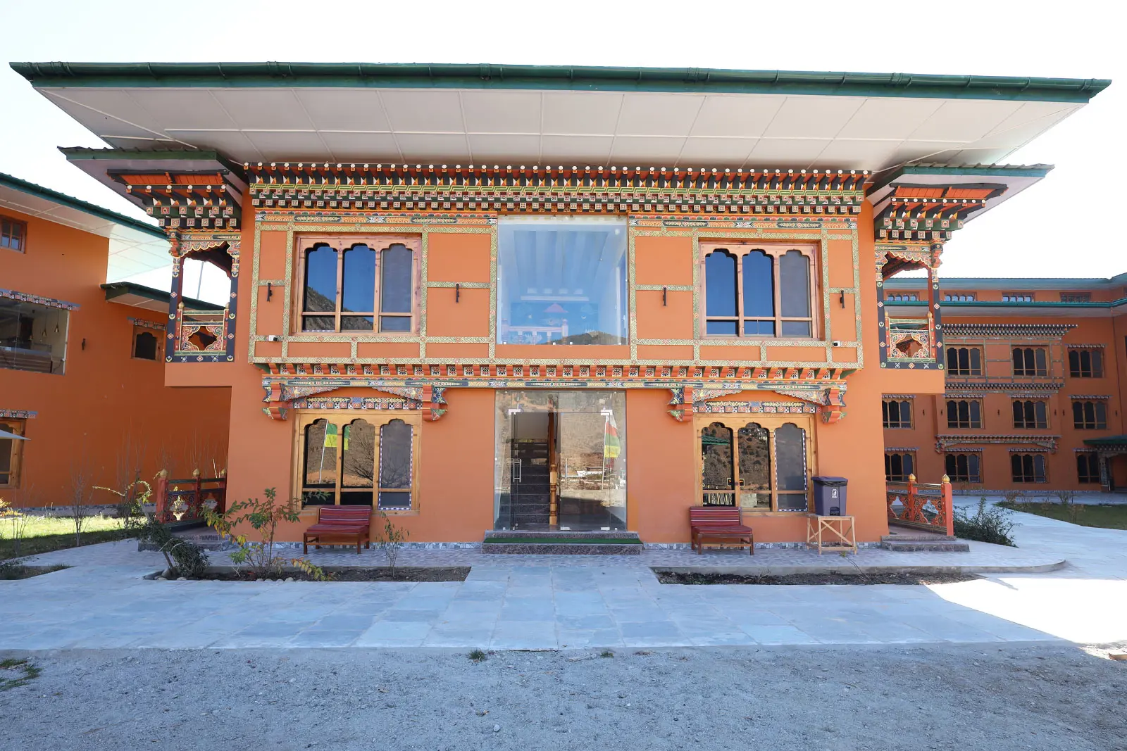 Paro Grand